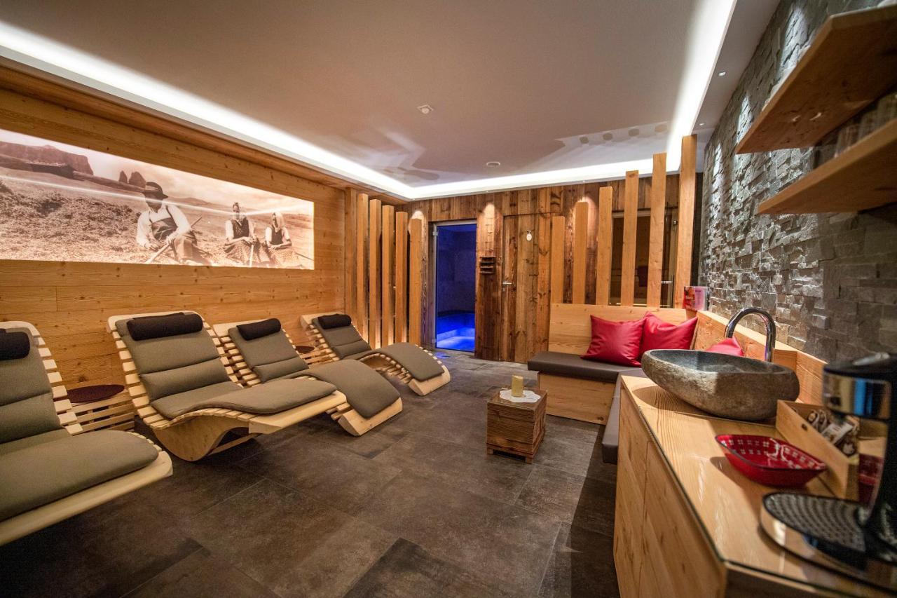 Apartments La Rives Santa Cristina Val Gardena Εξωτερικό φωτογραφία